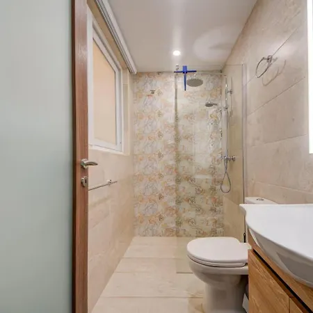 Apartament Gozo Getaway! Heated Jacuzzi & Views *