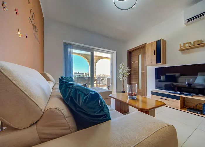 Apartament Gozo Getaway! Heated Jacuzzi & Views