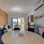 Gozo Getaway! Heated Jacuzzi & Views