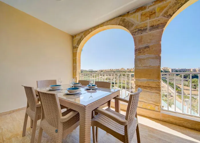 Gozo Getaway! Heated Jacuzzi & Views Xagħra