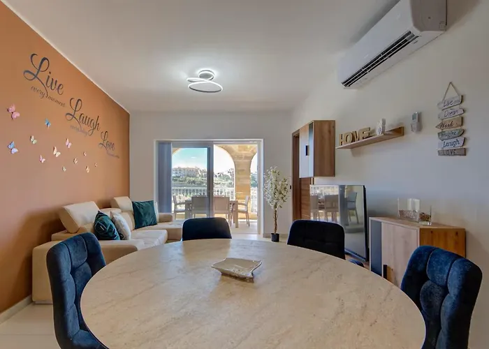 Gozo Getaway! Heated Jacuzzi & Views